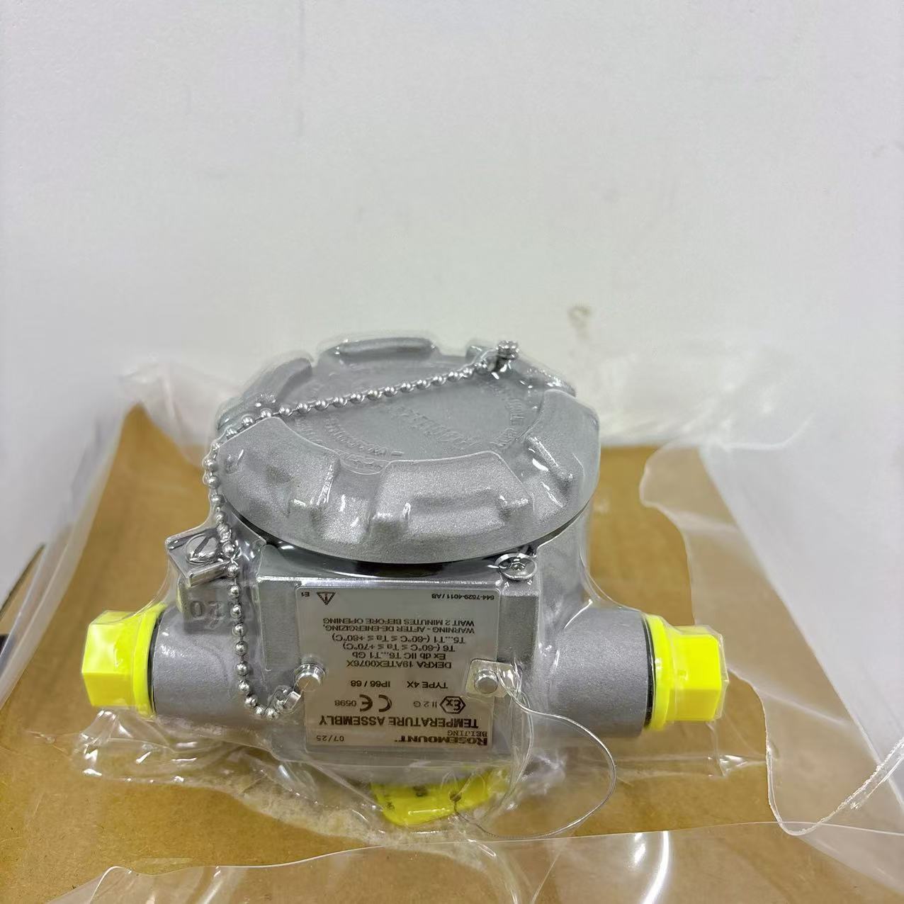 644系列温度变送器3.jpg